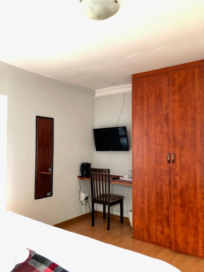 Blue Crane Guesthouse Maseru Buitenkant foto